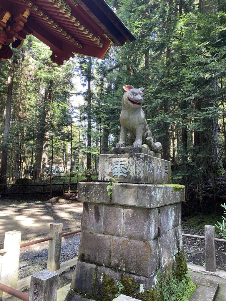 三峯神社の御眷属様