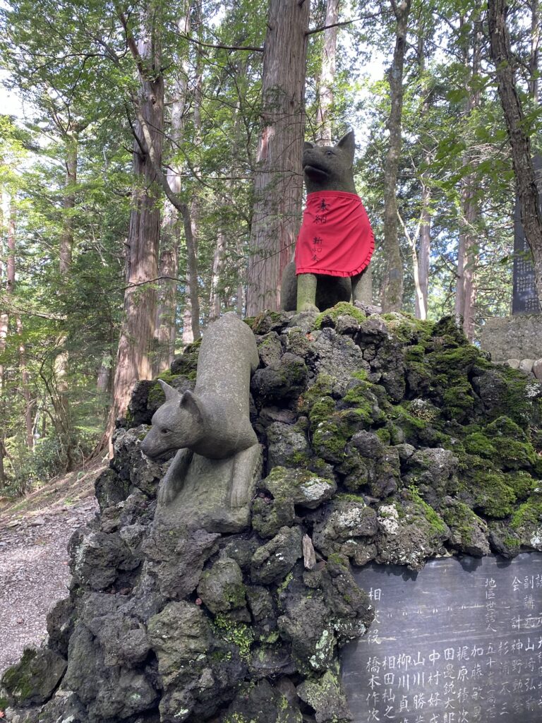 三峯神社の遠宮の御眷属様①